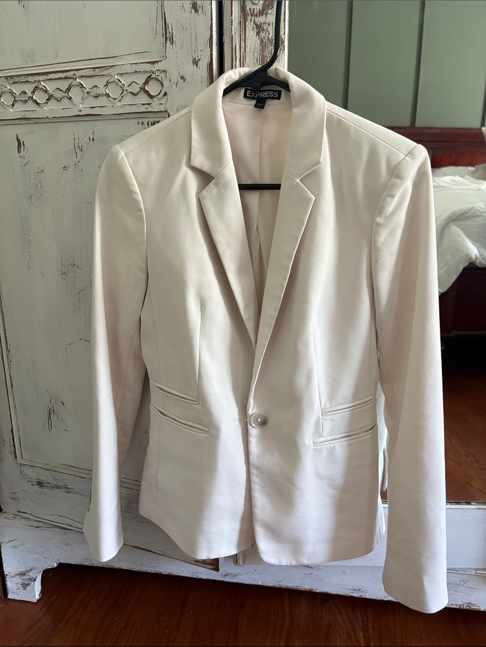 Express Women's Cream Single-Button Blazer